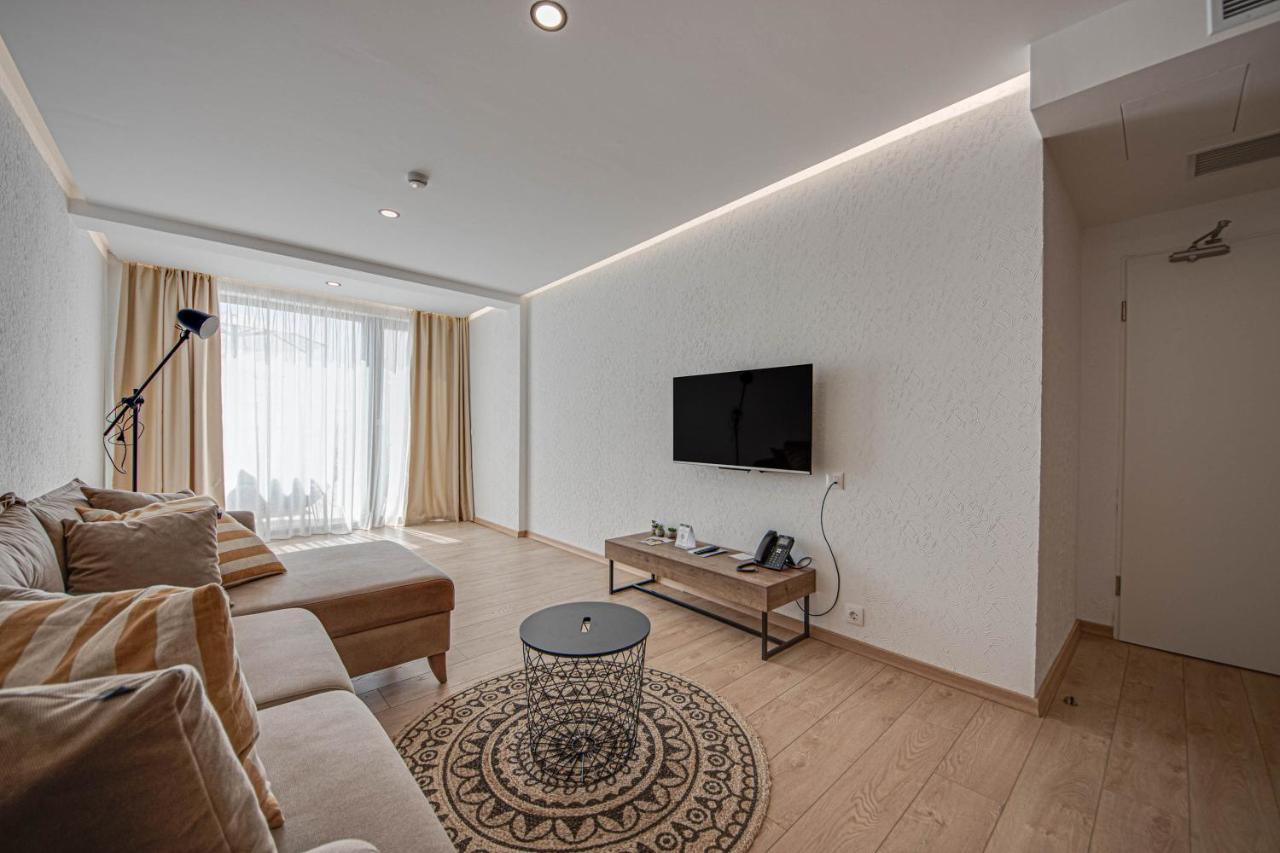 Olive Villas Beach Hotel 소조폴 외부 사진