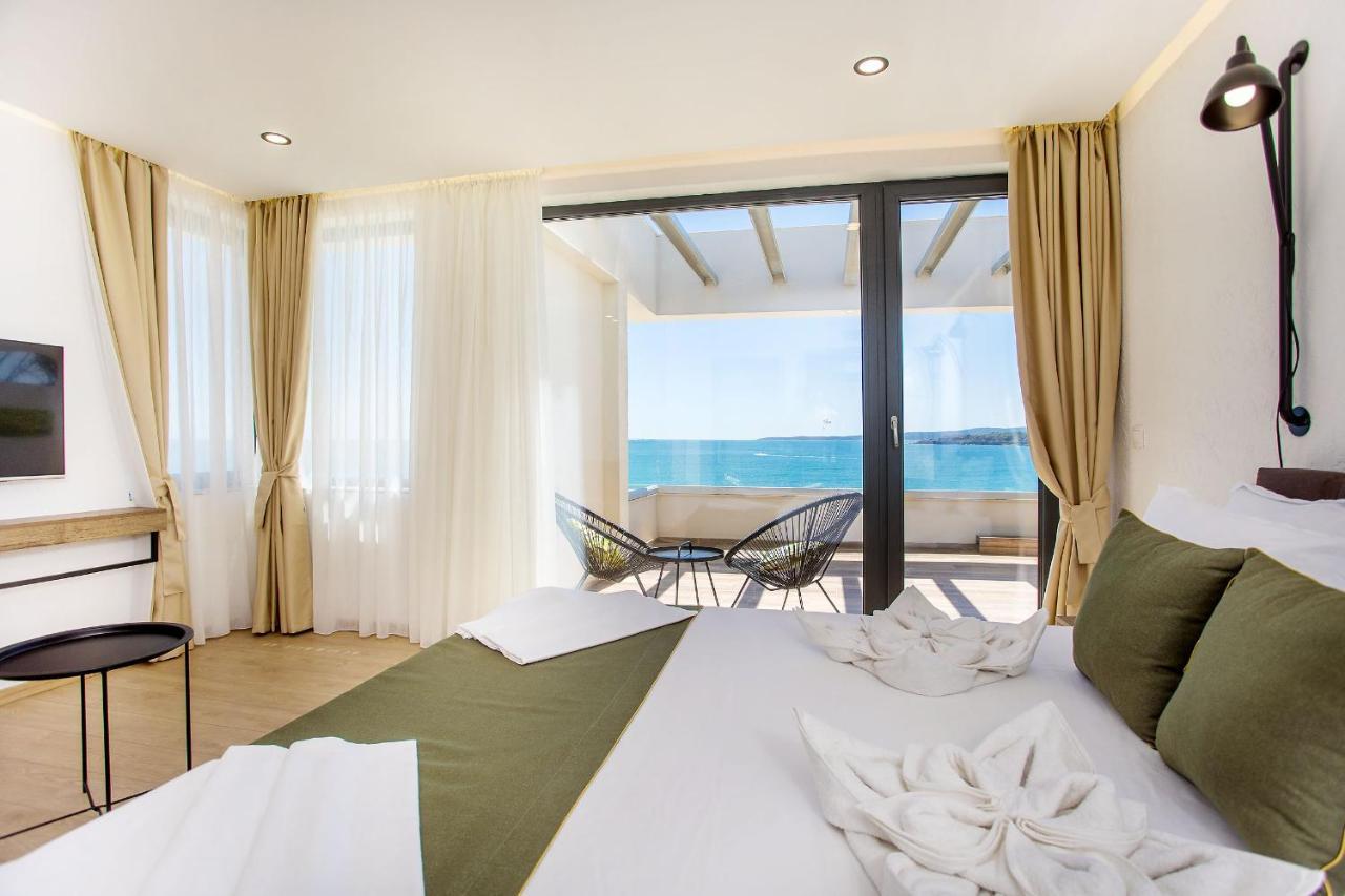 Olive Villas Beach Hotel 소조폴 외부 사진
