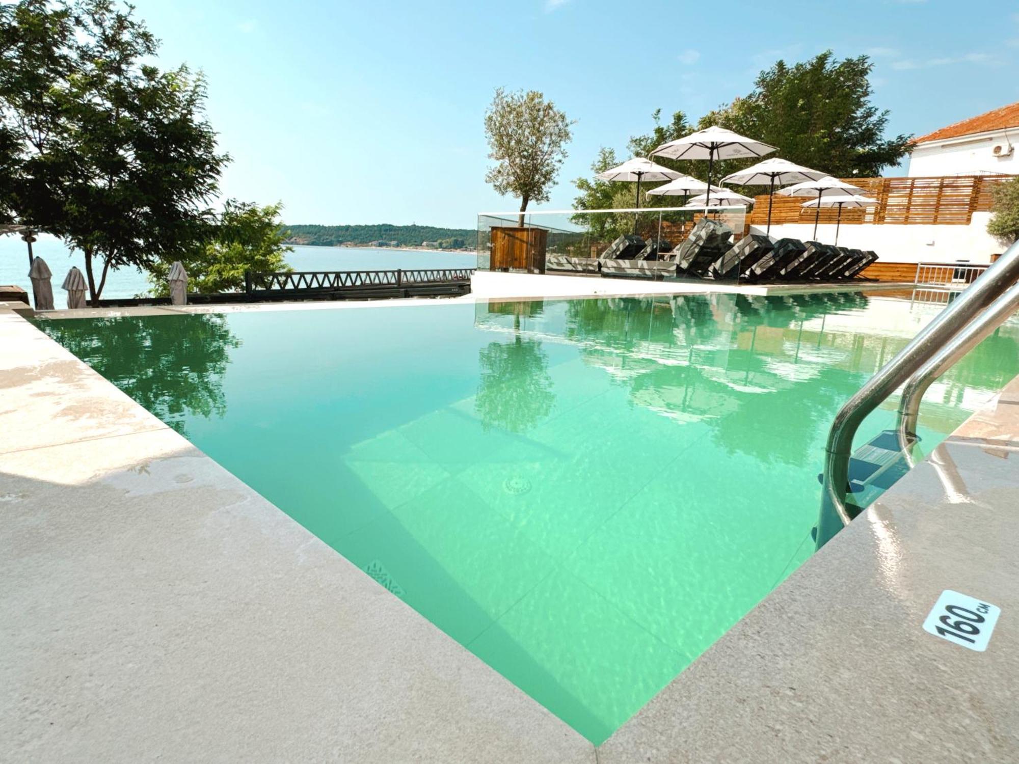 Olive Villas Beach Hotel 소조폴 외부 사진